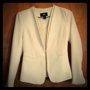 Sleek cream blazer